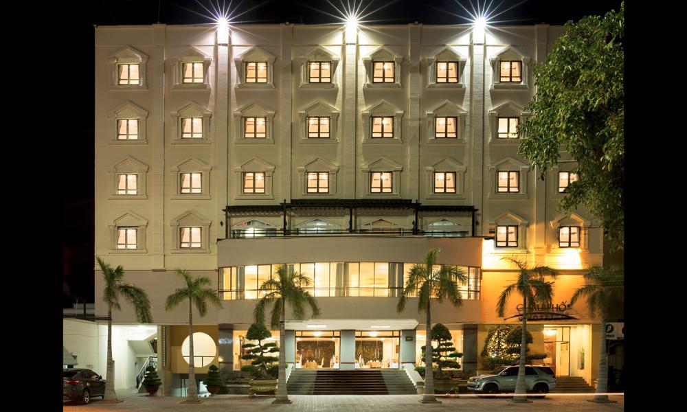 Chau Pho Hotel Чау Док Екстериор снимка