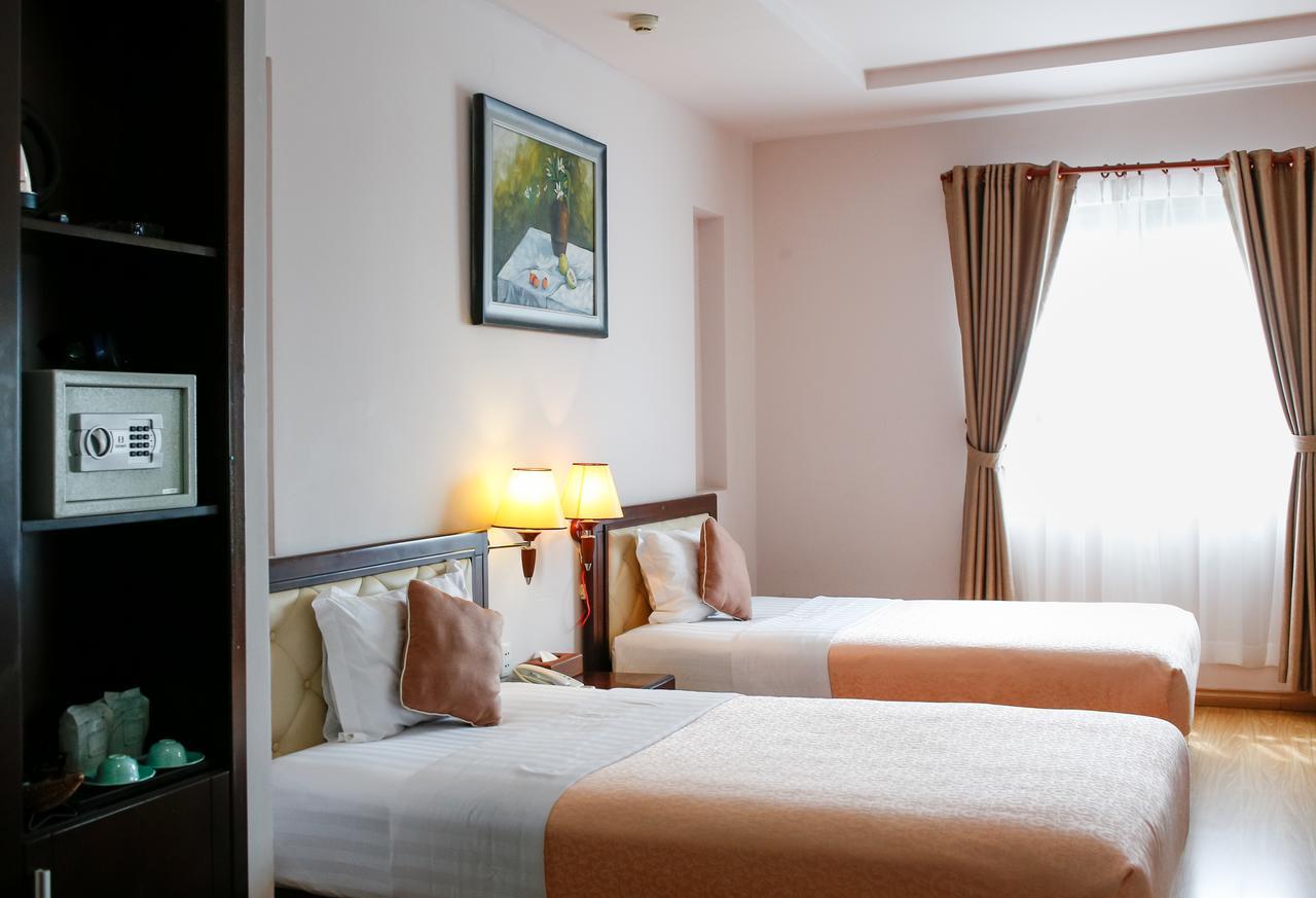 Chau Pho Hotel Чау Док Екстериор снимка