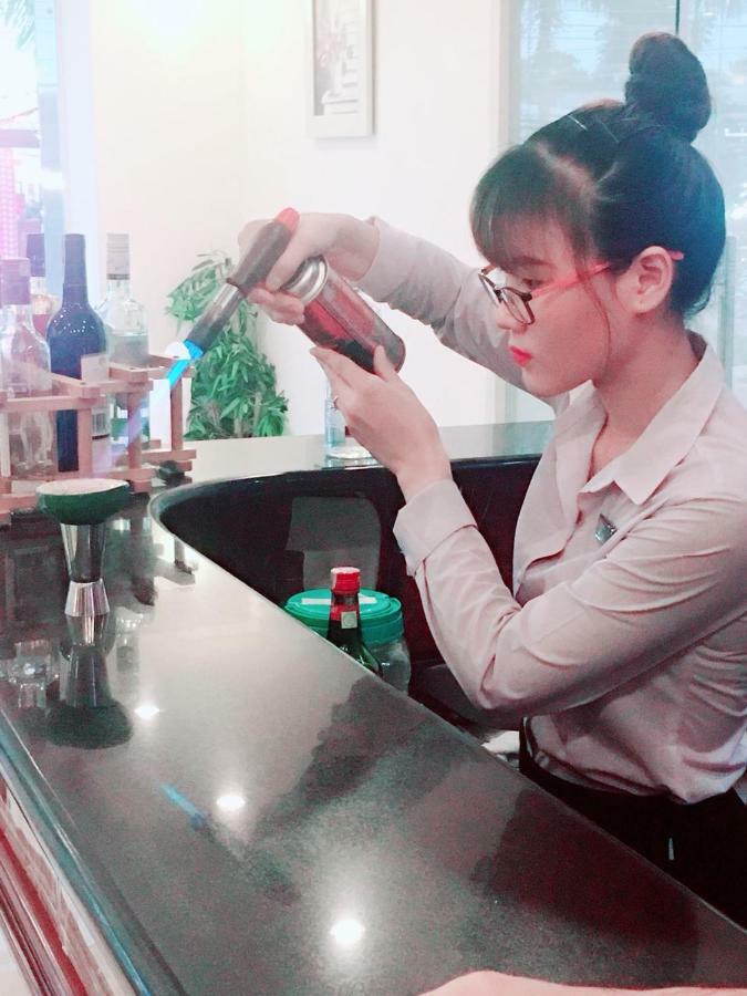 Chau Pho Hotel Чау Док Екстериор снимка