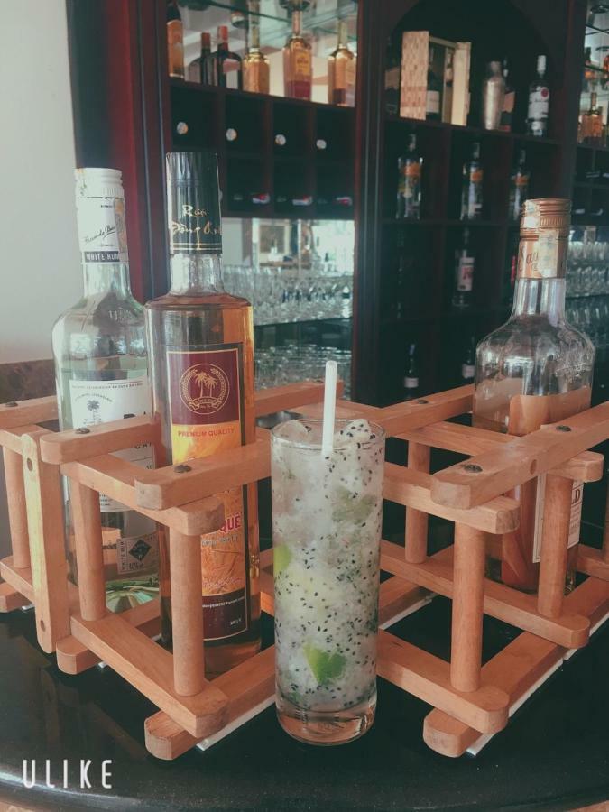 Chau Pho Hotel Чау Док Екстериор снимка