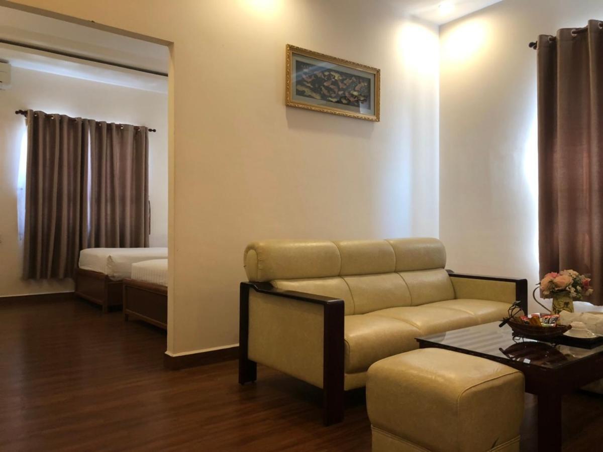 Chau Pho Hotel Чау Док Екстериор снимка